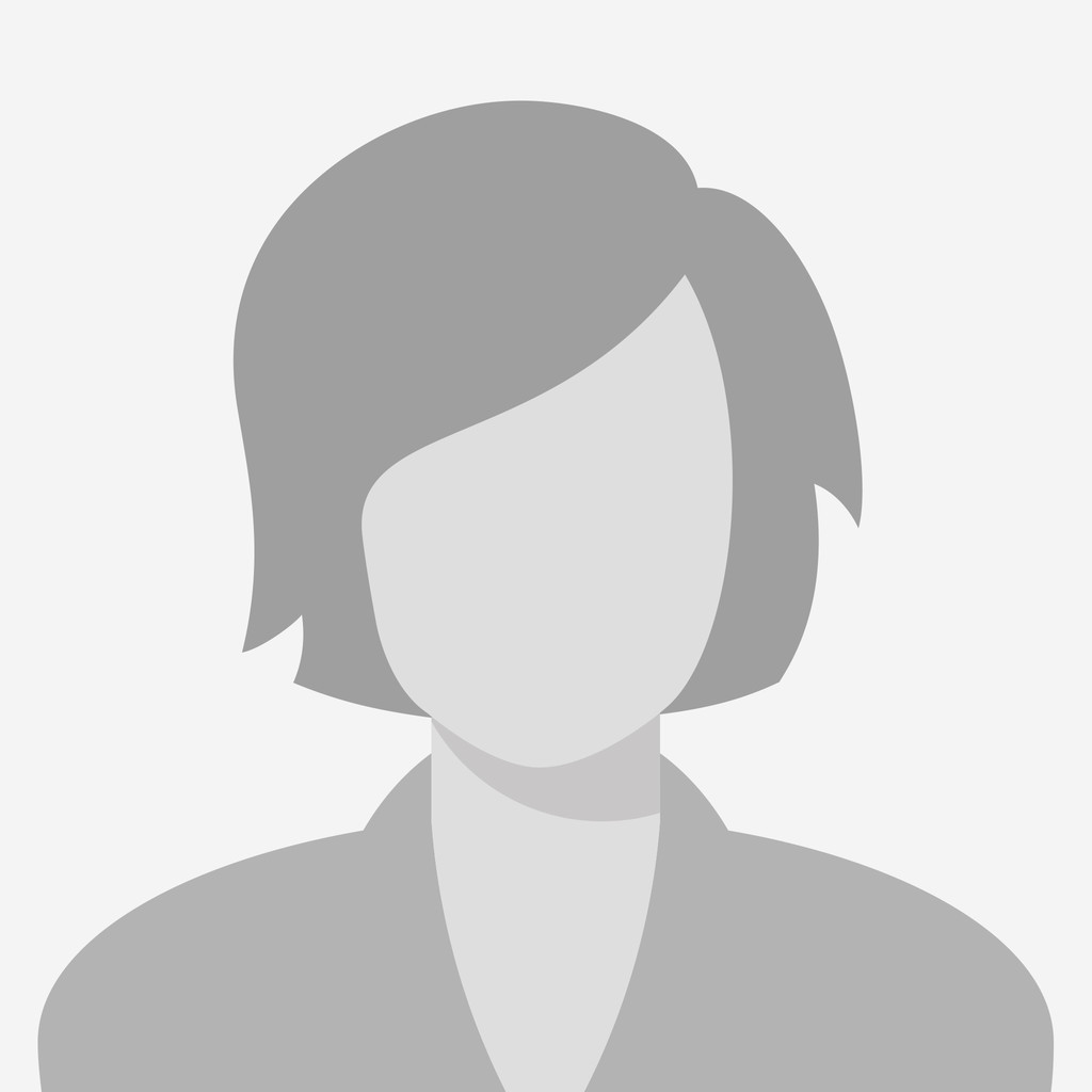 Brandy Thongsithavong headshot